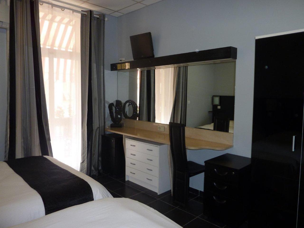 Hotel Villa Boeri โบโซเลย ภายนอก รูปภาพ